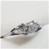 Image 2 : 25) 14 KARAT WHITE GOLD FANCY CUT DIAMOND RING