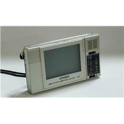 HANDHELD PORTABLE VINTAGE CITIZEN TV / RADIO