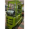 Image 3 : CLARK MODEL C-300 - 30LP GREEN FORK LIFT