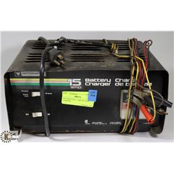 MOTOMASTER 15 AMP BATTERY CHARGER