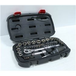 HUSKY 44PC SOCKET SET
