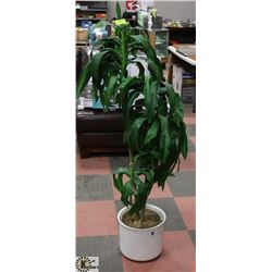 ARTIFICIAL PLANT IN WHITE CERAMIC POT -