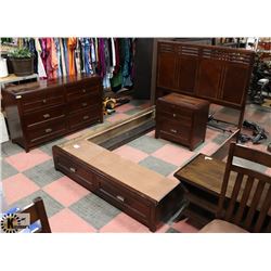 QUEEN SIZE BEDROOM SUITE