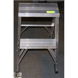 2FT LITE FOLDING STEP LADDER
