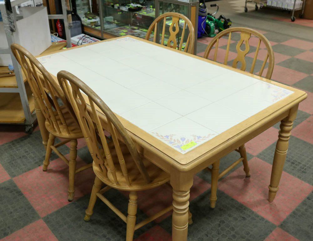 TILE TOP SET WITH 4 CHAIRS