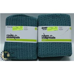 LOT OF 2 ROOM ESSENTIALS XL TWIN SHEET SET, INCL
