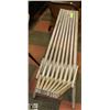 Image 1 : WOODEN FOLDING LAWN CHAIR