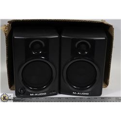 BOX WITH SET OF 2 M-AUDIO POWERED BOOK