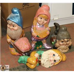 LOT OF 4 CERAMIC GNOMES.
