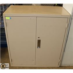 2 DOOR METAL FILING CABINET.
