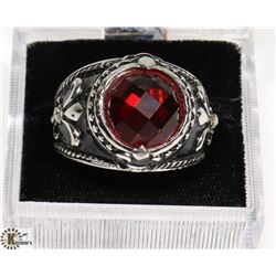 MENS RED STONE RING SIZE 13