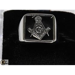 MENS MASONIC SYMBOL RING SIZE 9-1/2