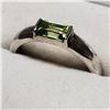 Image 2 : STERLING SILVER PERIDOT RECTANGLE RING (~SIZE 6)