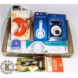 FLAT OF ASSORTED KITCHEN TOOLS