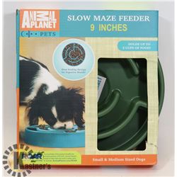 NEW ANIMAL PLANET 9" SLOW MAZE  FEEDER