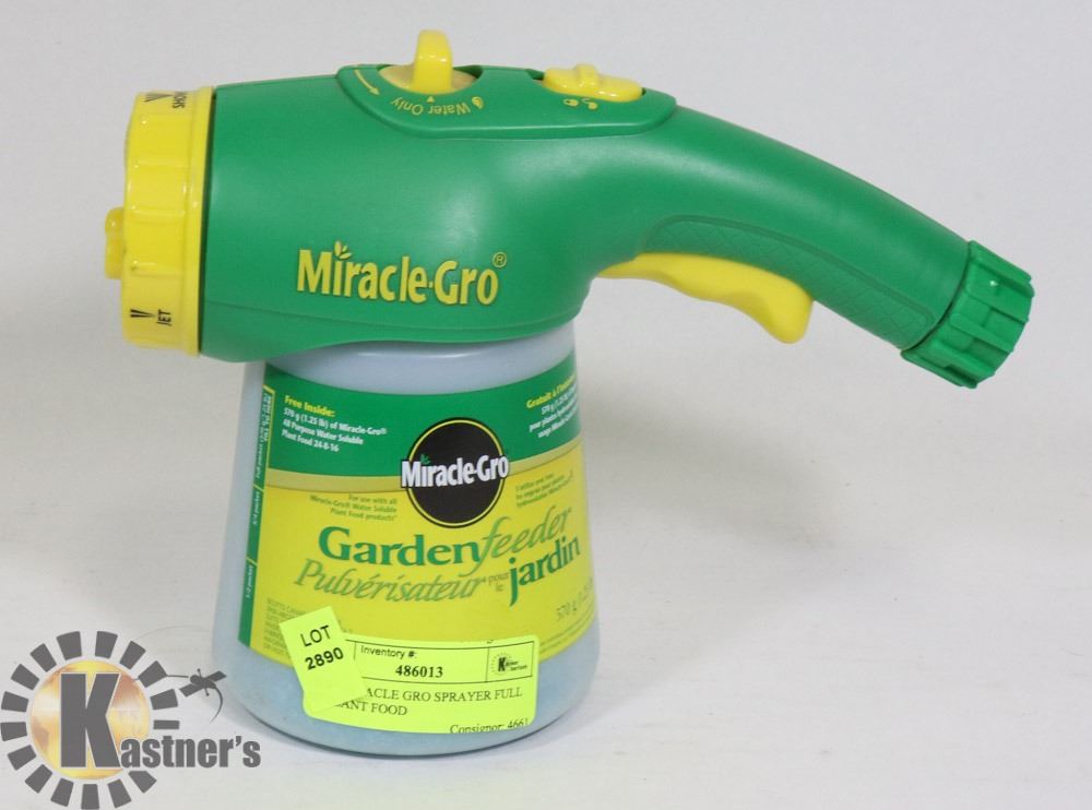 NEW MIRACLE GRO SPRAYER FULL OF PLANT FOOD
