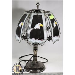 TOUCH EAGLE LAMP.