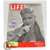 Image 1 : AUTOGRAPHED GINGER ROGERS LIFE MAGAZINE COVER