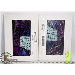 2 INDIVIDUALLY PACKED DESIGNER CUTTING BOARDS