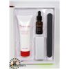 Image 1 : VINE VERSA RESVERATROL SKIN CARE MANICURE SET