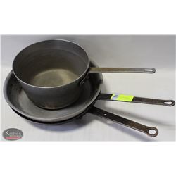 LOT OF 2 - 12.75" ALUMINUM FRYING PANS W/ 1