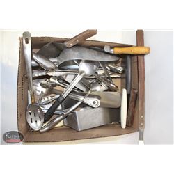 FLAT OF ASSORTED KITCHEN & GRILLING UTENSILS