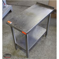 BAILIFF SEIZURE: S/S EQUIPMENT STAND W/ UNDERSHELF