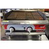 Image 1 : APW WYOTT CHAMPION 24" PROPANE GRILL
