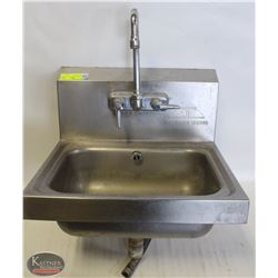 ADVANCED TABCO S/S WALLMOUNT SINK W/ FAUCET