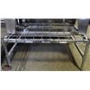 Image 1 : 30" X 24" X 15" CHROME-WIRE DUNNAGE RACK