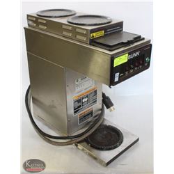 BUNN CW SERIES COFFEE MAKER W/ 3 BURNERS