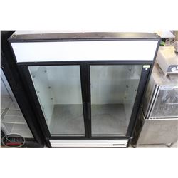 TRUE 2-DOOR WHITE DISPLAY COOLER