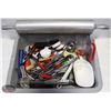 Image 1 : BUS PAN W/ STAINLESS STEEL UTENSILS, SCOOPS &
