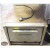 Image 1 : BAKERS PRIDE COUNTERTOP ELECTRIC OVEN W/ STONE