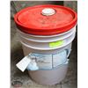 Image 1 : 20L PAIL OF DISHWASHER DETERGENT