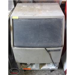 SCOTSMAN COMMERCIAL ICE MAKER