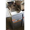 Image 1 : BAILIFF SEIZURE FRYMASTER DUAL-BASKET DEEP FRYER W/
