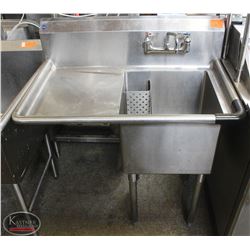 BAILIFF SEIZURE S/S SINGLE WELL SINK W/ DRAINBOARD