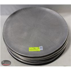 GROUP OF 18 ASSORTED SIZES ALUMINUM PIZZA PANS