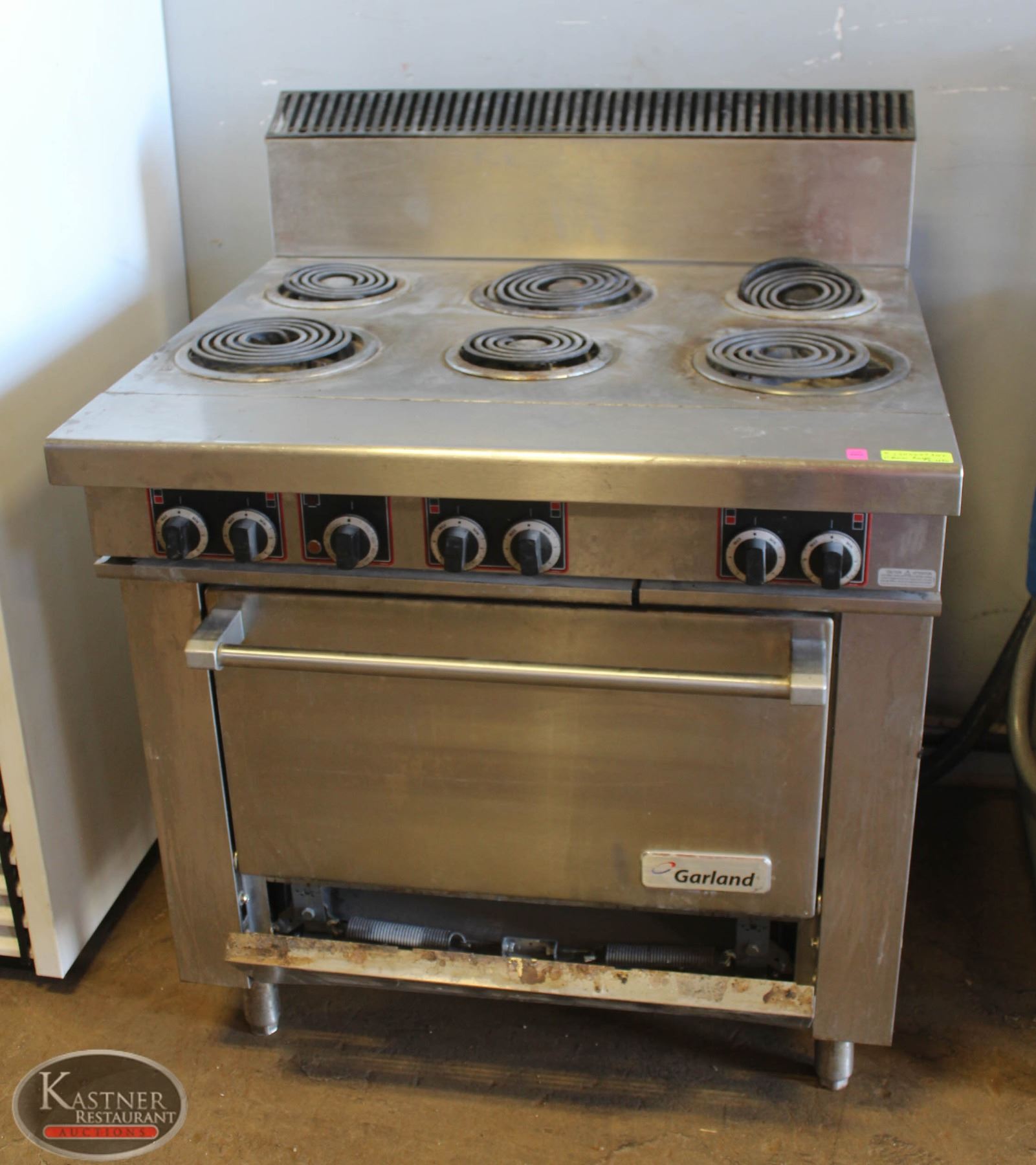 6BURNER GARLAND ELECTRIC RANGE W/ RANGE