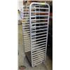 Image 1 : 20-TIER ALUMINUM BAKERS RACK ON CASTORS