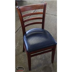 BAILIFF SEIZURE LOT OF 4 WOOD & LEATHERETTE DINING