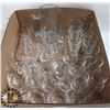 Image 1 : FLAT OF VARIOUS TYPES OF LIQUOR / DRINKING GLASSES
