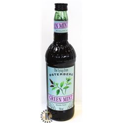 BOTTLE OF GREEN MINT SYRUP DRINK FLAVORING