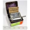 Image 1 : VINTAGE TWIN PLEX RAZOR BLADE SHARPENER WITH CASE