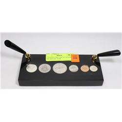 CANADIAN 1968 COIN SET IN DESK PEN HOLDER. SOME