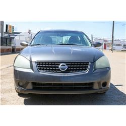 2005 NISSAN ALTIMA 4 DOOR SEDAN, 3.5 LITRES