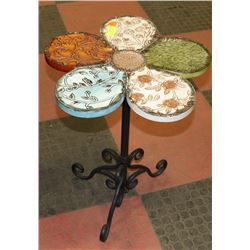 METAL "FLOWER PETAL" CORNER / BISTRO