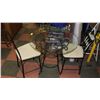 Image 1 : GLASS TOP AND METAL FRAME TABLE WITH 2 CHAIRS