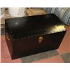 Image 1 : SOLID WOOD TREASURE STORAGE CHEST WITH